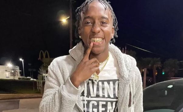 Ylli i futbollit amerikan u vra në festën e ditëlindjes së motrës së tij